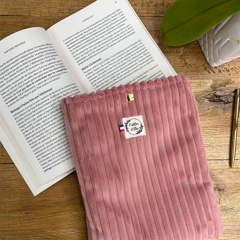 Pochette à livre/liseuse en tissu - Velours rose