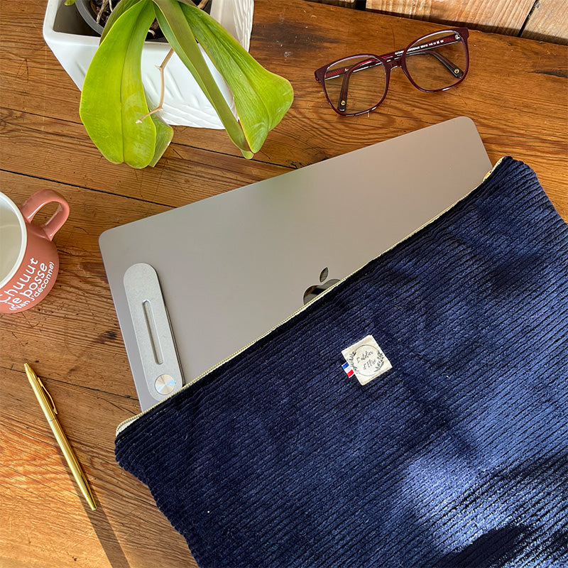 Housse d'ordinateur 17" Velours Bleu nuit