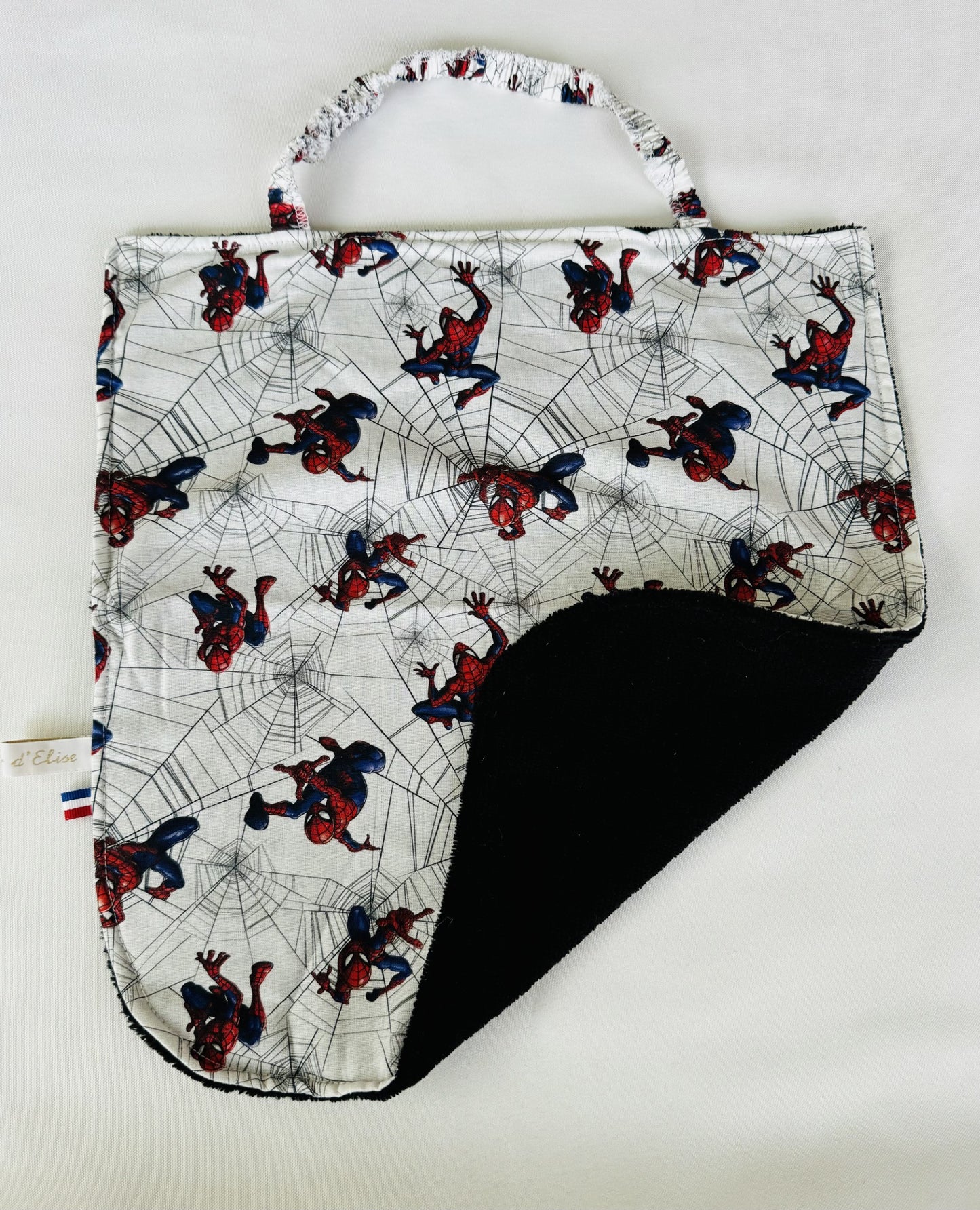 Serviette élastique