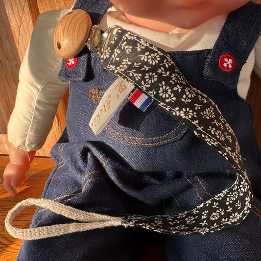 Attache tétine - Noir fleuri