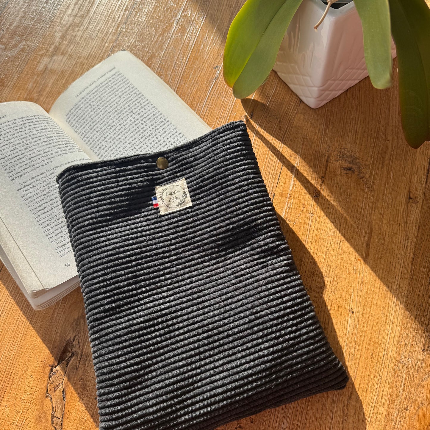 Pochette à livre/liseuse velours côtelé gris bleu