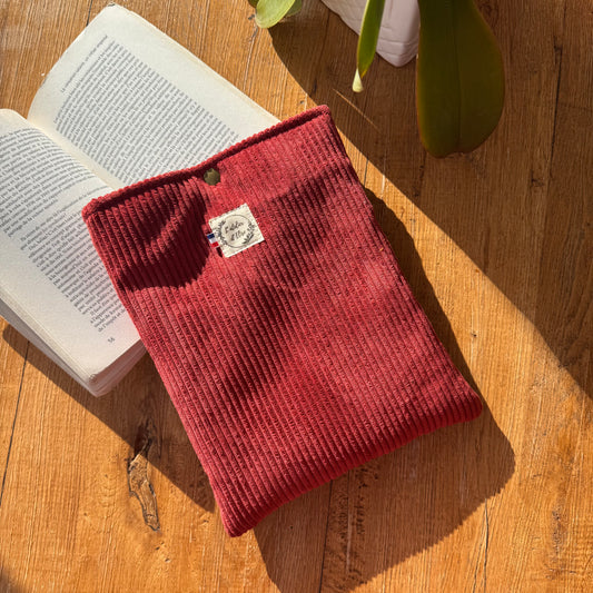 Pochette à livre/liseuse velours côtelé rouge