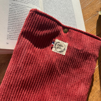 Pochette à livre/liseuse velours côtelé rouge
