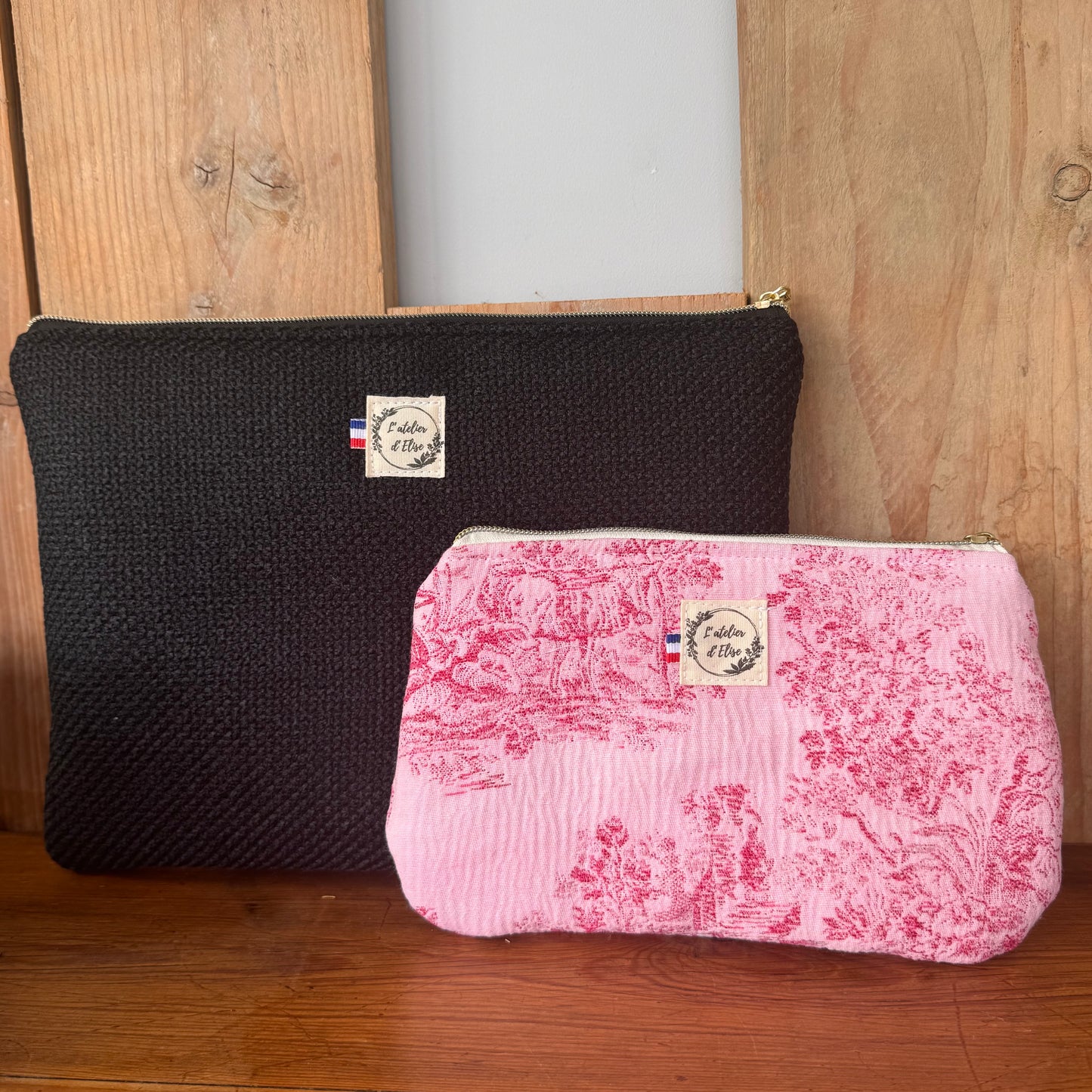Pochette arrondie - Toile de jouy rose
