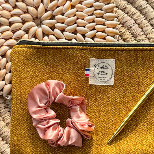 CHOUCHOU SATIN FAIT MAIN | L'ATELIER D'ÉLISE