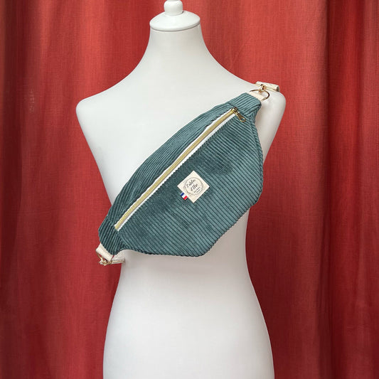 Sac Banane Fait Main velours côtelé vert | L'Atelier d'Élise