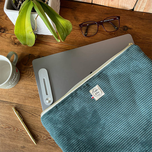 Housse d'ordinateur 15" - Velours côtelé vert