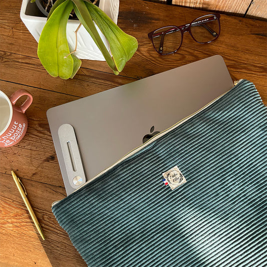 Housse d'ordinateur 17" - Velours côtelé vert